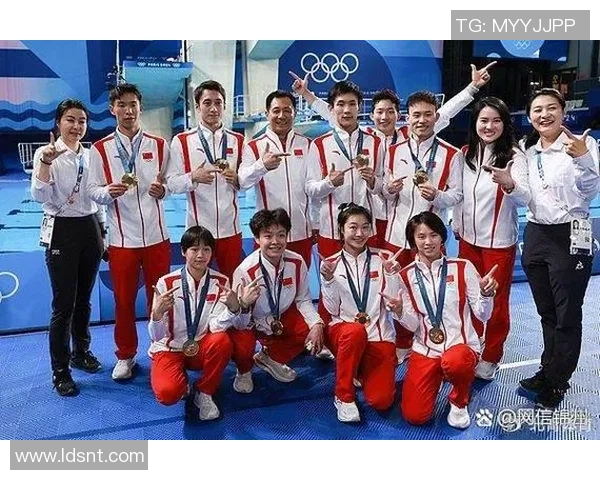 北京网球队在世界杯中的团队协作表现分析与精彩回顾 北京网球队在世界杯中的团队协作表现分析与精彩回顾