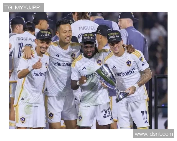 洛杉矶与银河足球比赛实时进度更新及精彩瞬间回顾