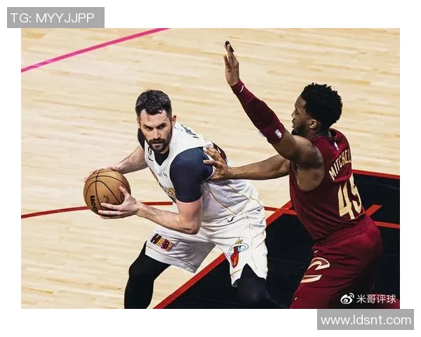 热火对阵骑士维特斯表现引发球迷热议与期待