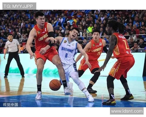 2018年CBA北京队与上海队精彩对决回顾及赛季分析