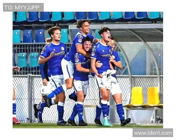 邓伯什与埃因霍温FC的精彩对决揭示足球战术与团队合作的魅力