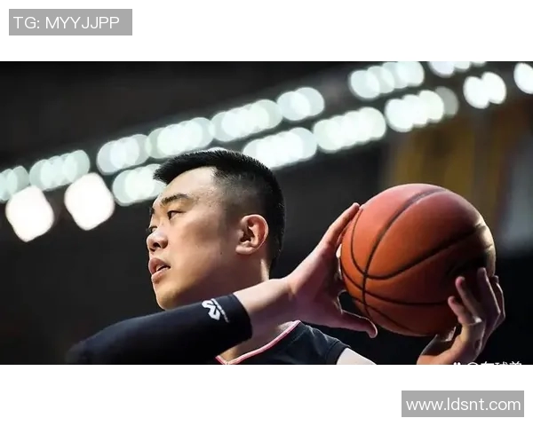韩德君：从篮球新星到CBA传奇的奋斗与荣耀之路