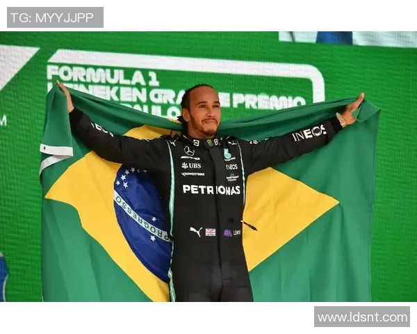 流浪者与汉密尔顿的巅峰对决谁能在赛场上书写新的传奇历史