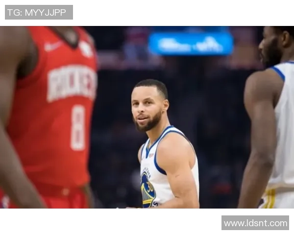 科洛科洛与库里对决精彩纷呈谁能在这场比赛中笑到最后