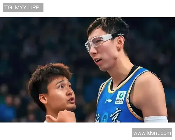 赵睿的篮球之路：从青涩少年到国家队核心的成长历程与辉煌成就